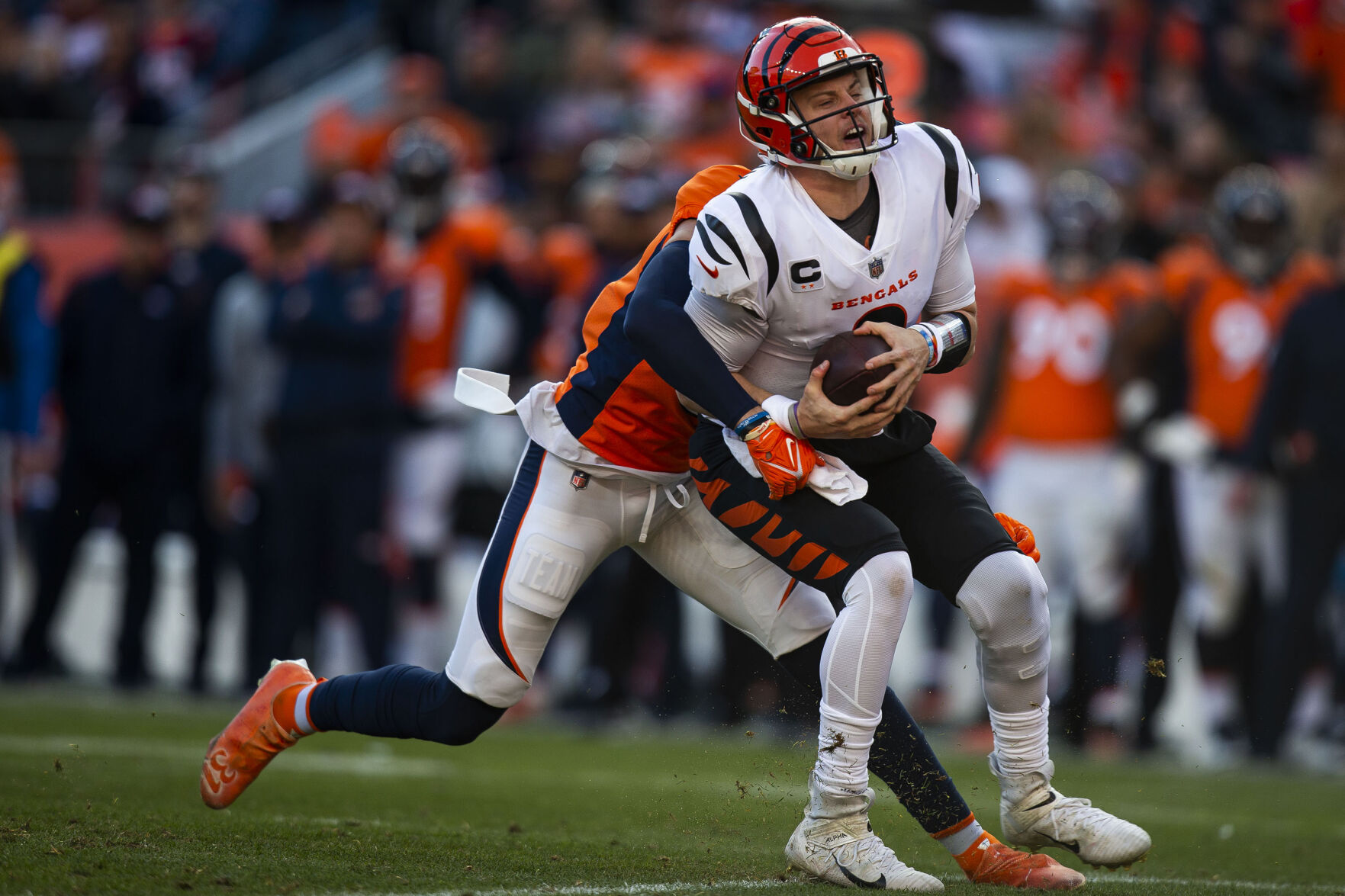 122021-s-dg-BroncosBengals10.JPG